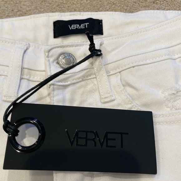 VERVET WHITE JEANS SHORTS, XS - Picture 2 of 8